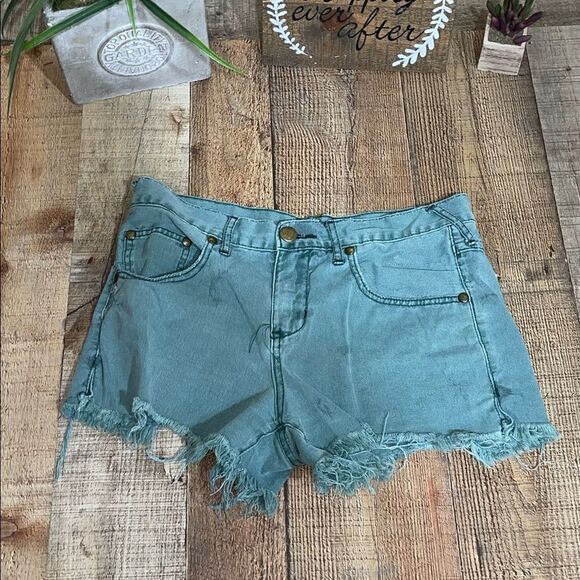 Free People Green Raw Hem Cut off Jean Shorts Sz 26 - Picture 4 of 8